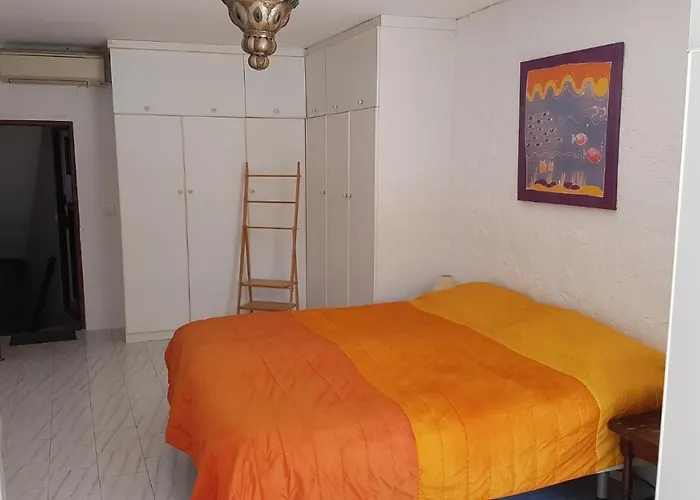 Gemuetliches Altstadthaus Am Kirchplatz In * Calp