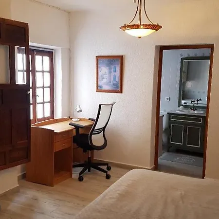 Gemuetliches Altstadthaus Am Kirchplatz In * קלפה